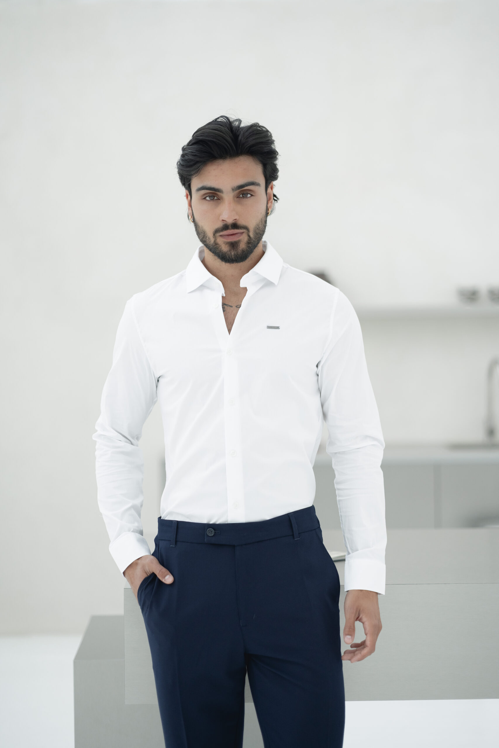 DSC02367 Camisa branca gola italiana - Image 1
