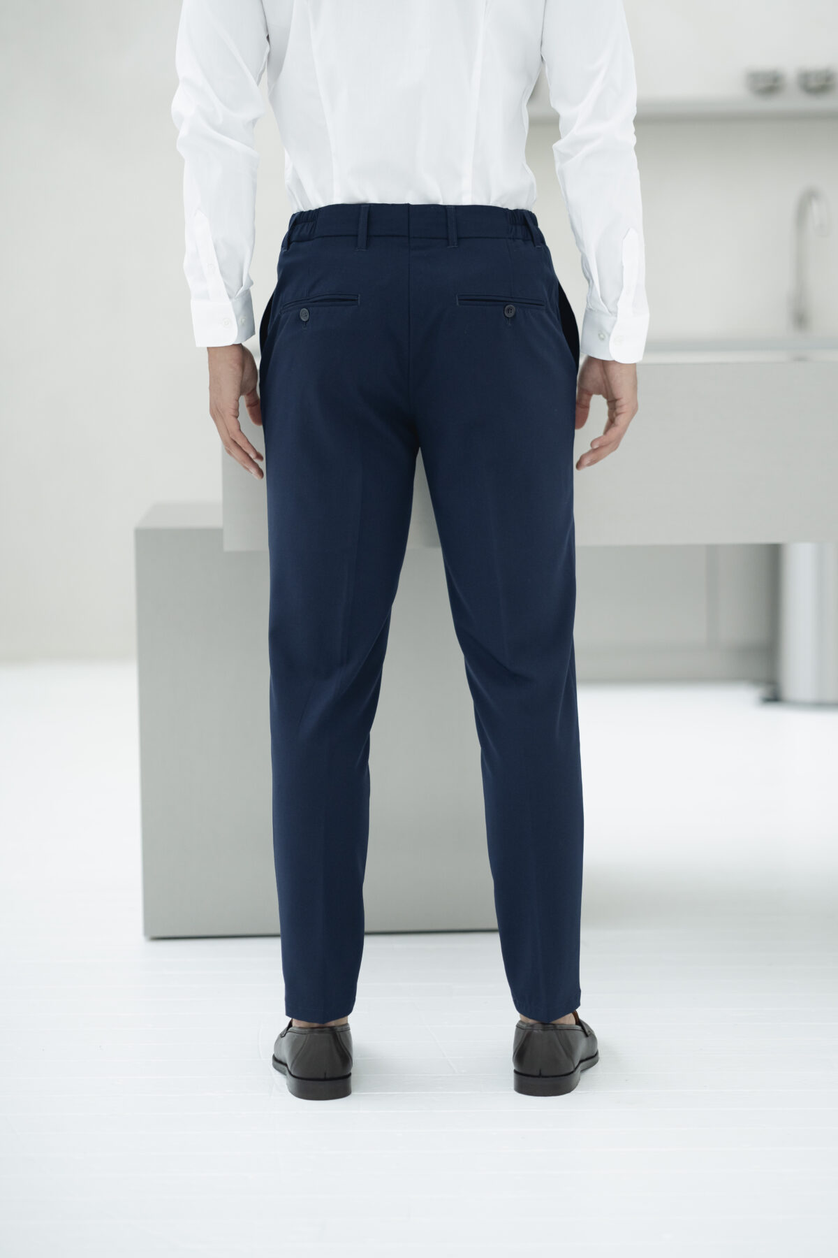 Calça de Tecido Azul Marinho - Image 3